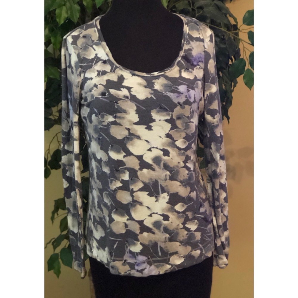 Vera Wang Simply Vera Floral long sleeve Top, Med